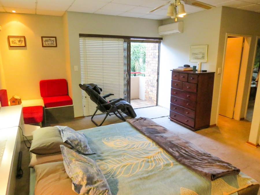 4 Bedroom Property for Sale in Heuwelsig Free State